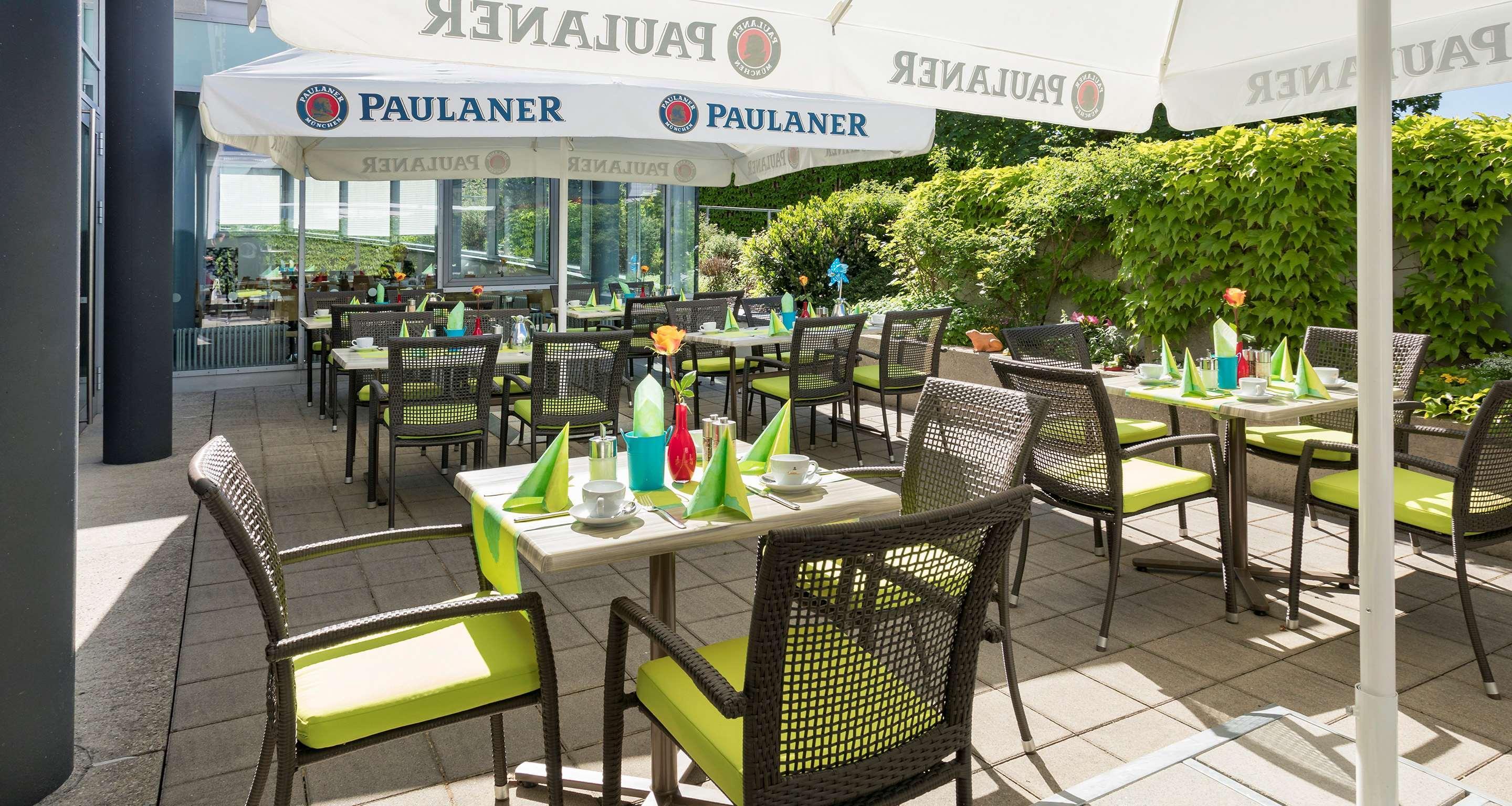 Best Western Hotel Am Europaplatz Кёнигсбрунн Экстерьер фото